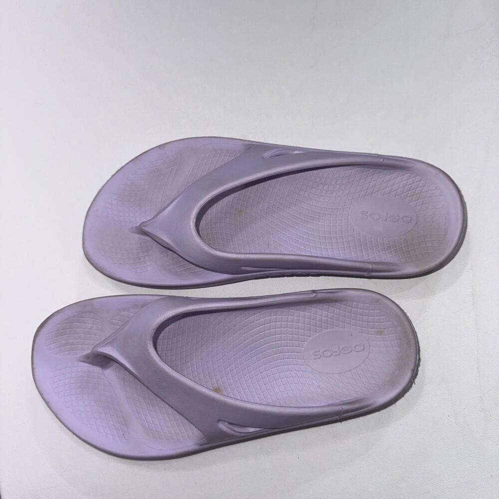 OOFOS Ooriginal Recovery Sandal Thong Flip Flops Lavender Womens 10 Mens 8